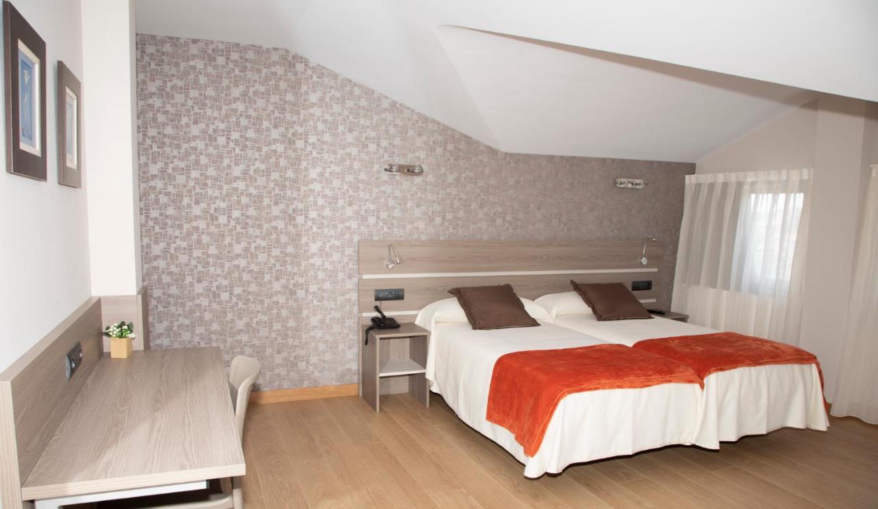 Hotel Mercedes Camargo Екстериор снимка
