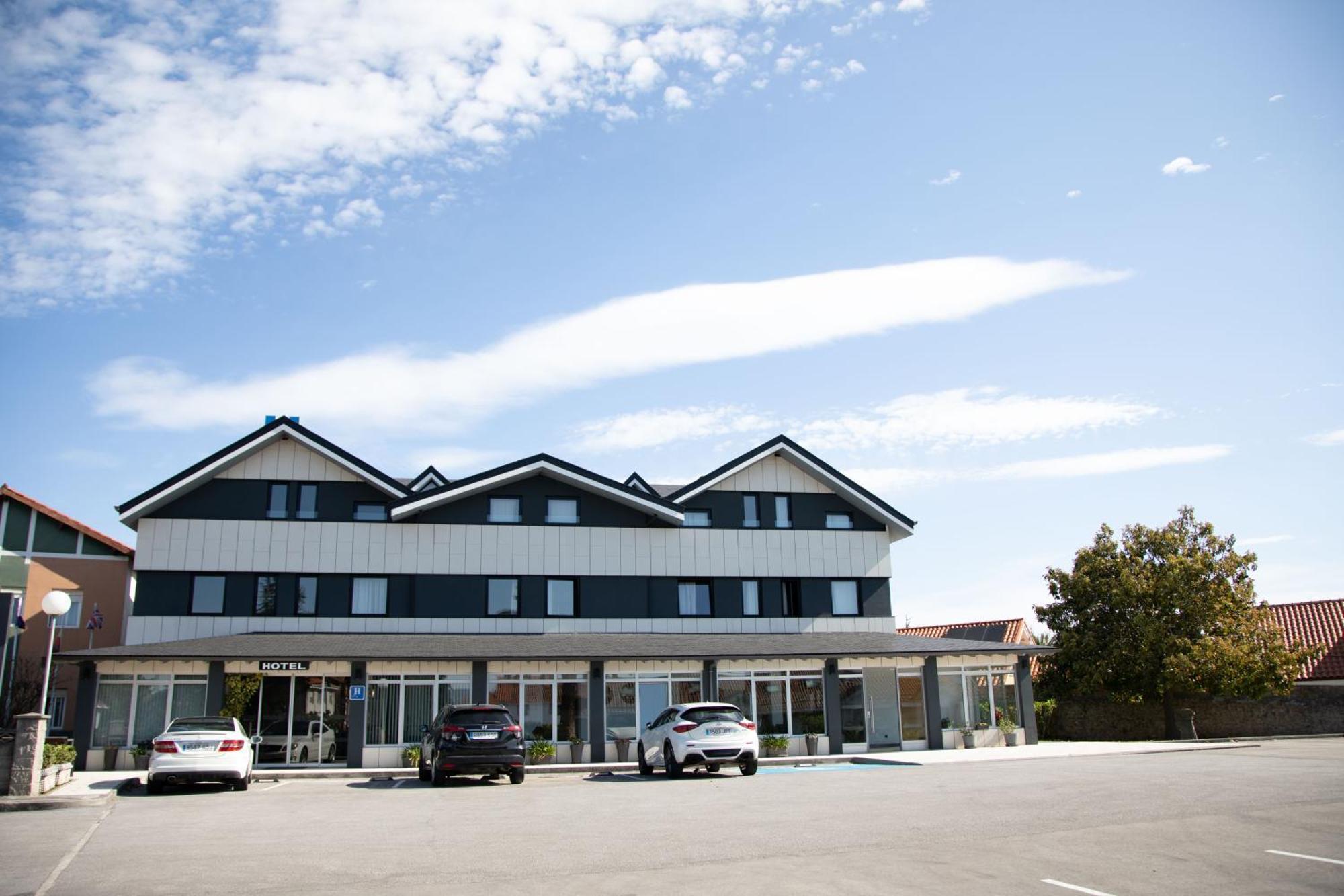 Hotel Mercedes Camargo Екстериор снимка